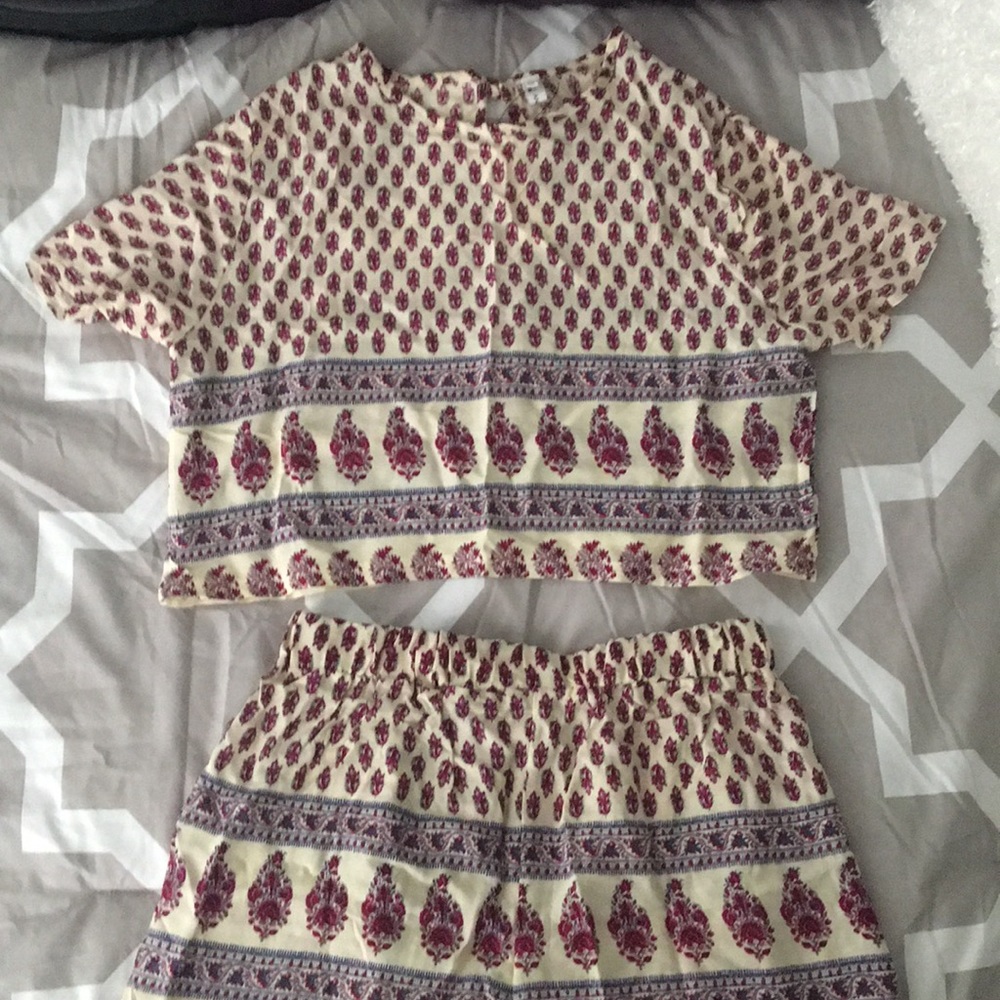 Adorable set!